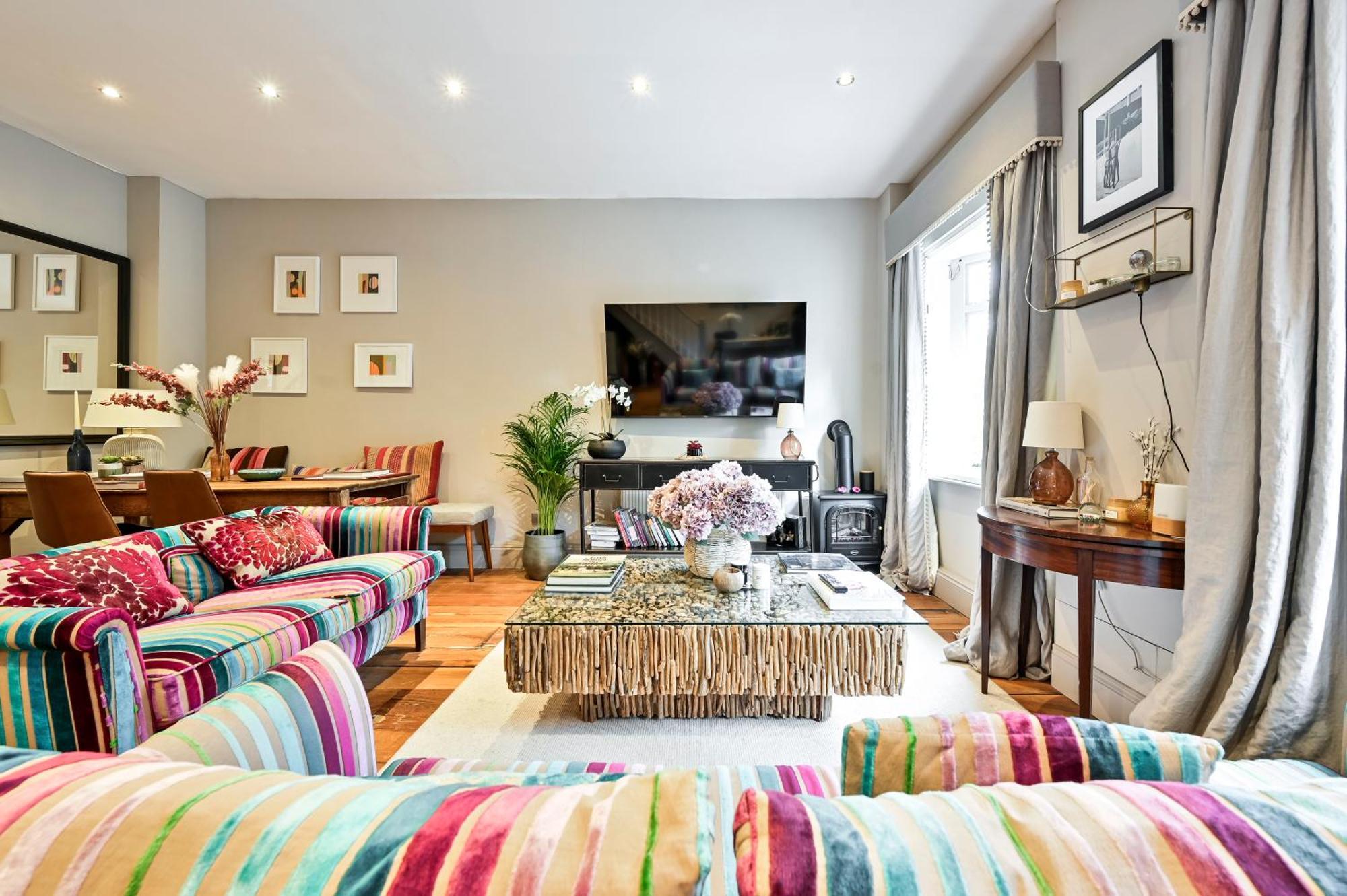 Magnificent 2 Bed Hyde Park Mews House Apartment London Exterior photo