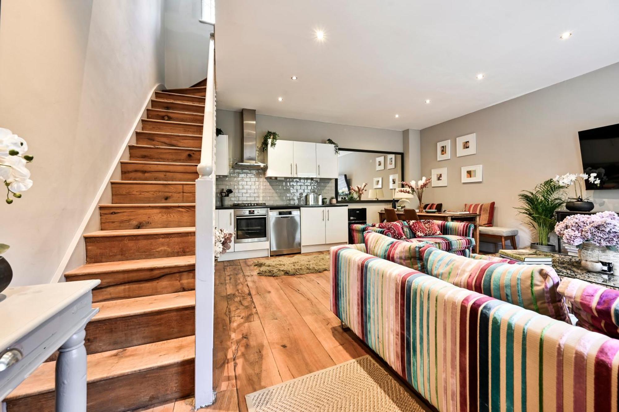 Magnificent 2 Bed Hyde Park Mews House Apartment London Exterior photo